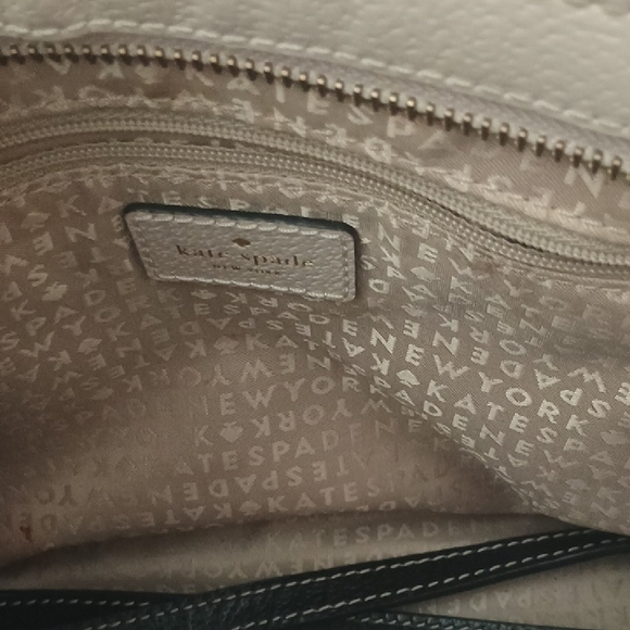 Kate Spade Black and Cream Tote with Wallet - Picture 2 of 16